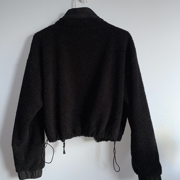 🎈HOST PICK🎈Sherpa Jacket Large - Picture 10 of 11